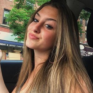 Meet your Posher, Alana